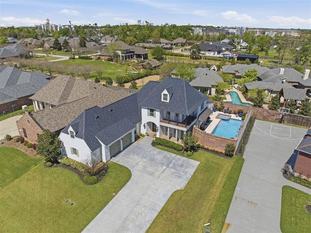1114 Benvue Lane, Lake Charles, LA 70605