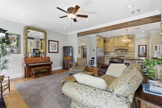 1114 Benvue Lane, Lake Charles, LA 70605