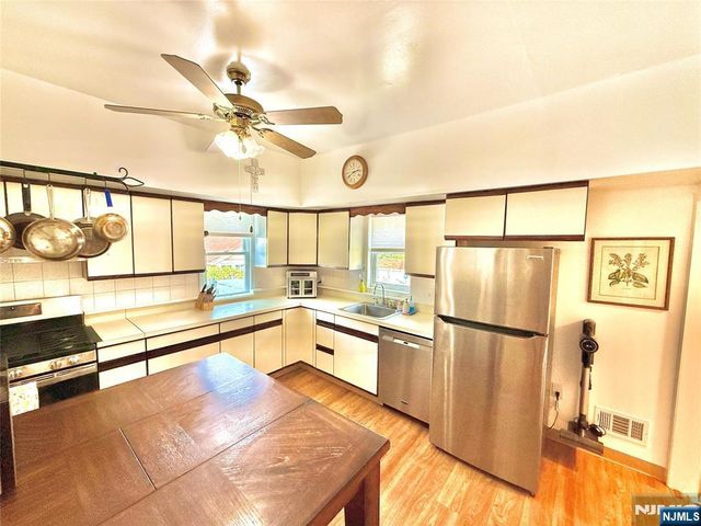 22 Church Street, Nutley, NJ 07110