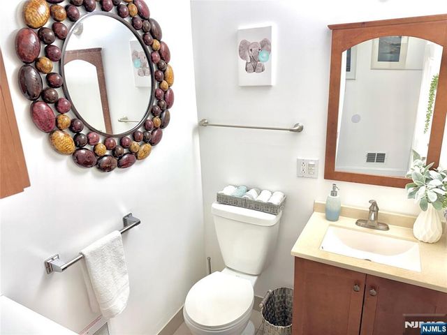 22 Church Street, Nutley, NJ 07110