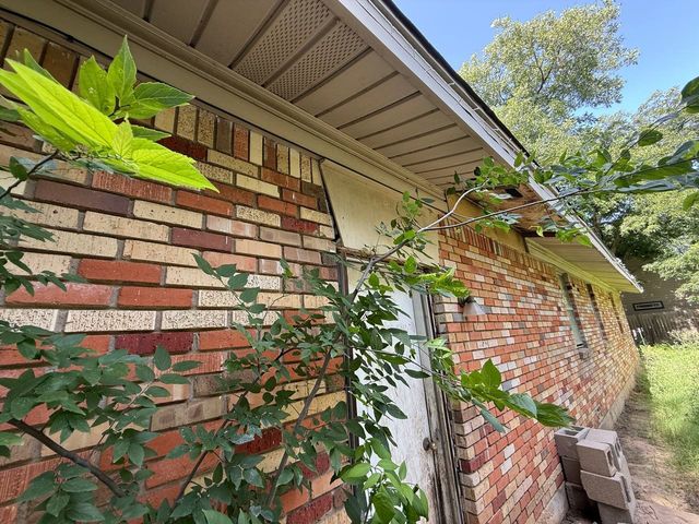 802 E Main Street, Tioga, TX 76271