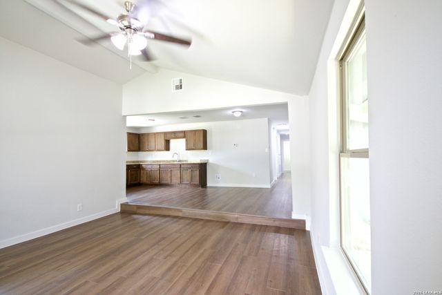 126 Holly St., San Antonio, TX 78207