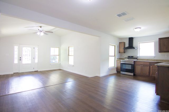 126 Holly St., San Antonio, TX 78207