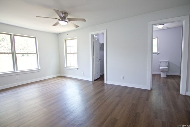 126 Holly St., San Antonio, TX 78207