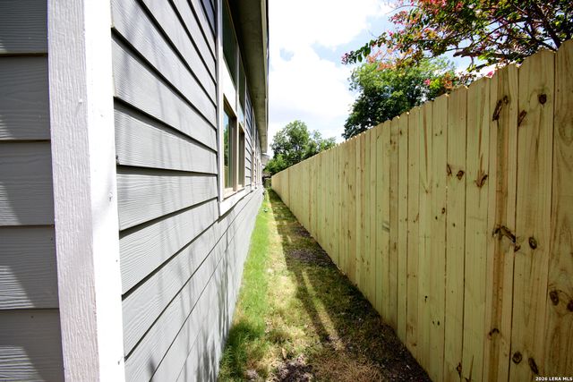 126 Holly St., San Antonio, TX 78207