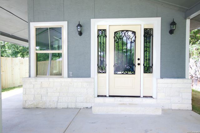 126 Holly St., San Antonio, TX 78207