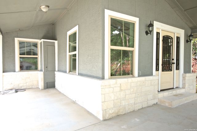 126 Holly St., San Antonio, TX 78207