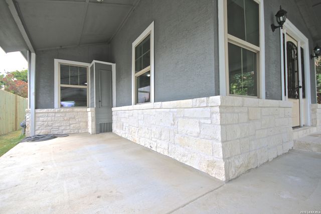 126 Holly St., San Antonio, TX 78207