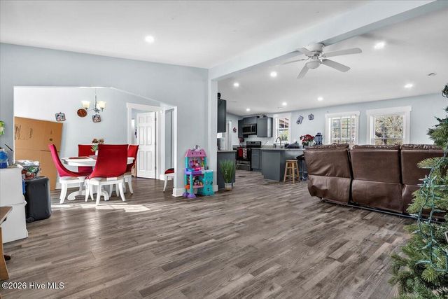 1705 Colon Mintz Road NE, Leland, NC 28451