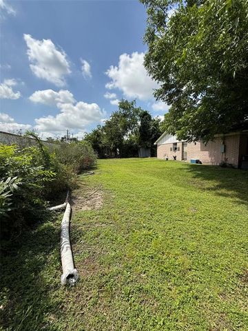 0 Golden Forest Drive, Houston, TX 77091