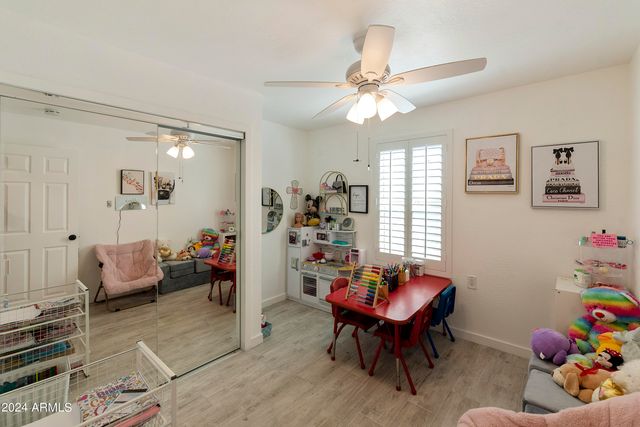 8822 W DEER VALLEY Road, Peoria, AZ 85382