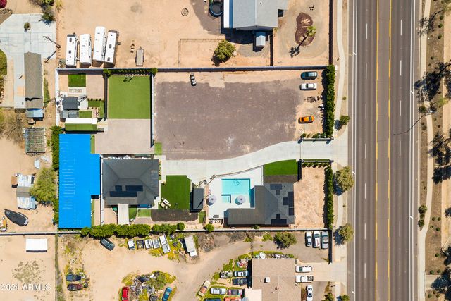 8822 W DEER VALLEY Road, Peoria, AZ 85382