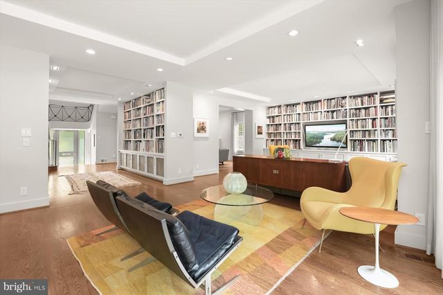 2901 ALBEMARLE ST NW, Washington, DC 20008