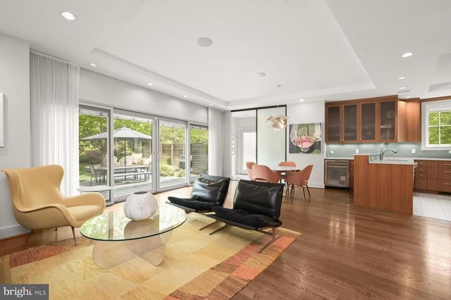 2901 ALBEMARLE ST NW, Washington, DC 20008
