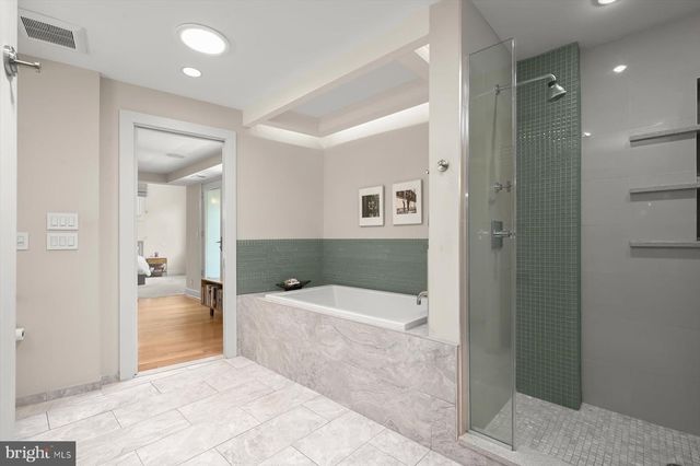2901 ALBEMARLE ST NW, Washington, DC 20008