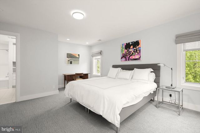 2901 ALBEMARLE ST NW, Washington, DC 20008