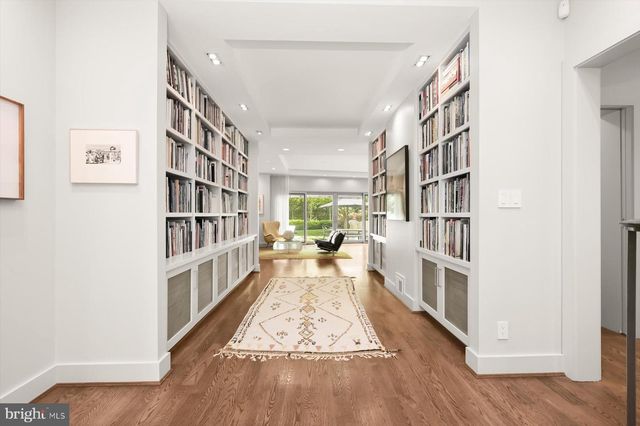 2901 ALBEMARLE ST NW, Washington, DC 20008