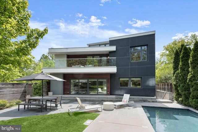 2901 ALBEMARLE ST NW, Washington, DC 20008