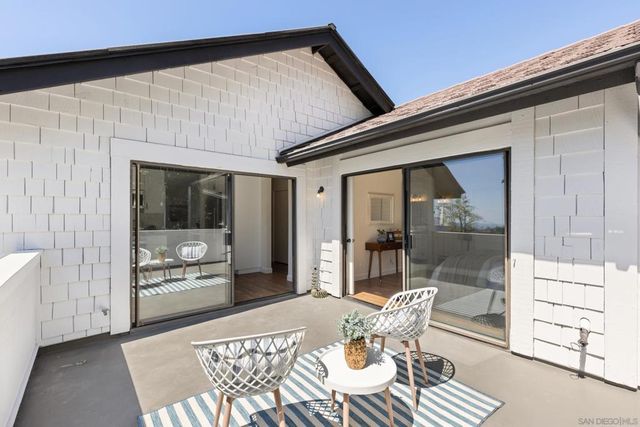 863 Violet Ct, Carlsbad, CA 92011