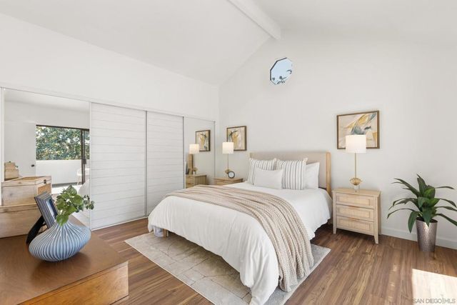 863 Violet Ct, Carlsbad, CA 92011