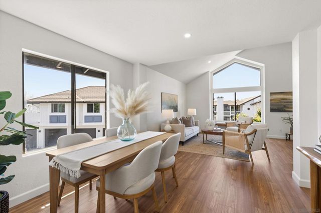 863 Violet Ct, Carlsbad, CA 92011