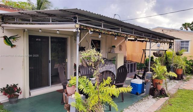 7411 Pierce St, Hollywood, FL 33024