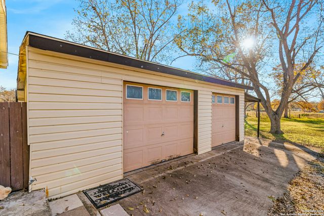 118 Satterfield, New Braunfels, TX 78130