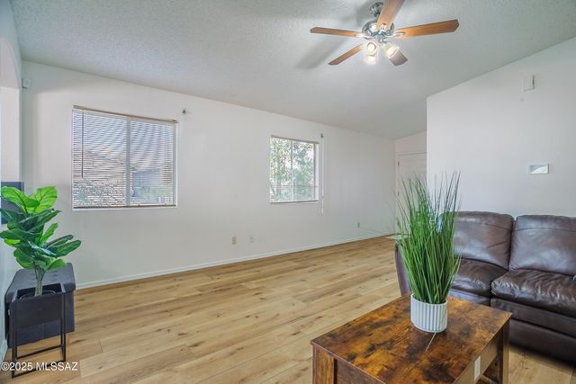 8845 E Apple Tree Drive, Tucson, AZ 85730