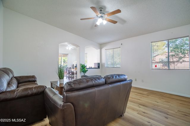 8845 E Apple Tree Drive, Tucson, AZ 85730