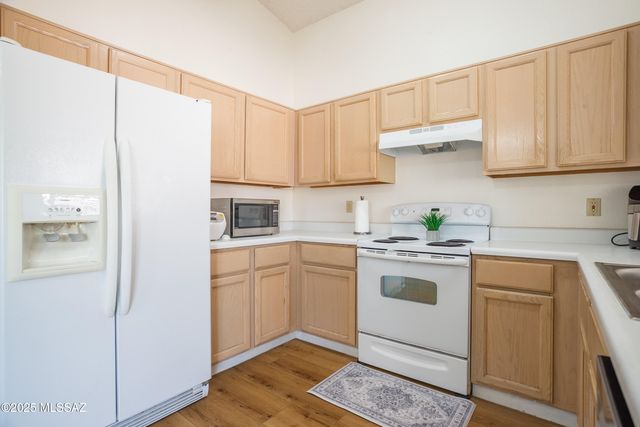 8845 E Apple Tree Drive, Tucson, AZ 85730