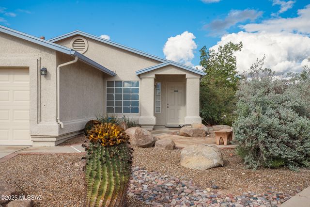 8845 E Apple Tree Drive, Tucson, AZ 85730