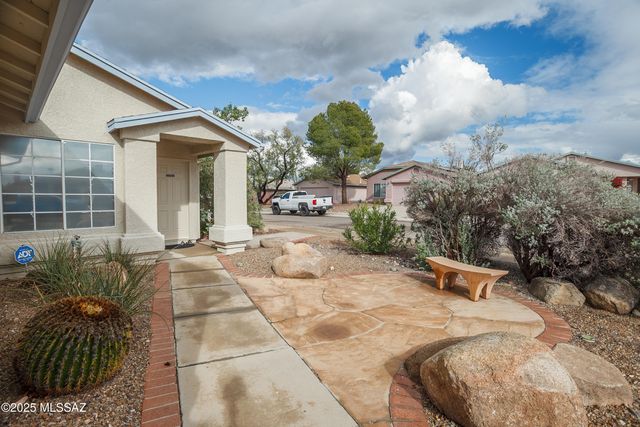 8845 E Apple Tree Drive, Tucson, AZ 85730