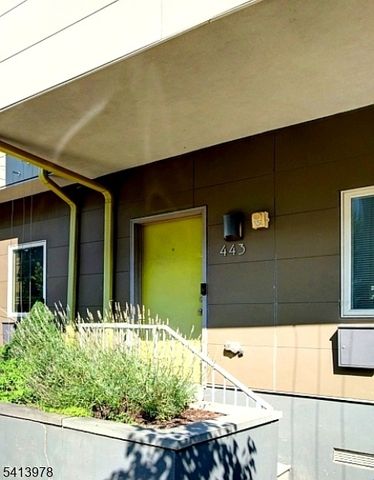 443 Rose Ave, Jersey City, NJ 07305