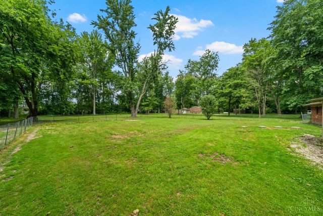 304 Oakwood Lane, Goshen Twp, OH 45122
