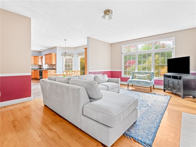 3 Aster Lane, Coventry, RI 02831