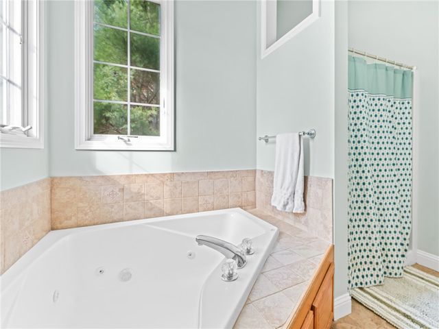 3 Aster Lane, Coventry, RI 02831