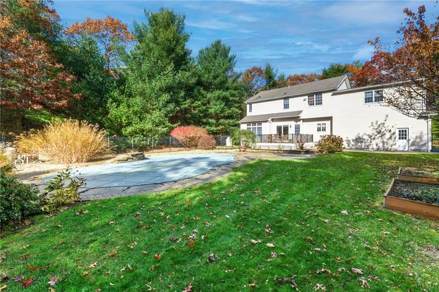 3 Aster Lane, Coventry, RI 02831