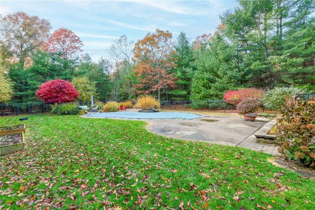 3 Aster Lane, Coventry, RI 02831