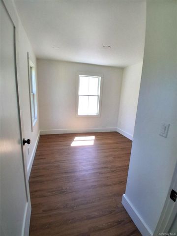 11 Cedar, Staatsburg, NY 12580