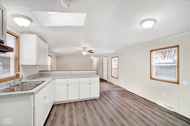 48 Echo Lake W Drive, Mooresville, IN 46158