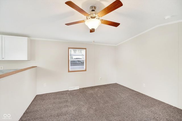 48 Echo Lake W Drive, Mooresville, IN 46158