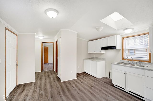 48 Echo Lake W Drive, Mooresville, IN 46158