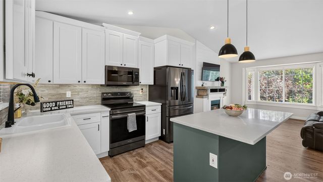 1526 49th Place SW, Everett, WA 98203