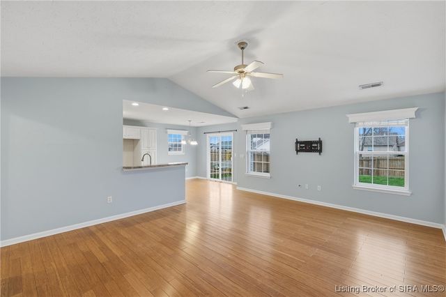 3809 Ridgetop Circle, Jeffersonville, IN 47130