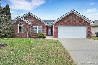 3809 Ridgetop Circle, Jeffersonville, IN 47130