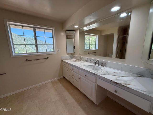 2716 Ridgepine Drive, La Crescenta, CA 91214