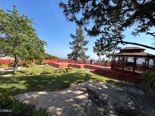 2716 Ridgepine Drive, La Crescenta, CA 91214
