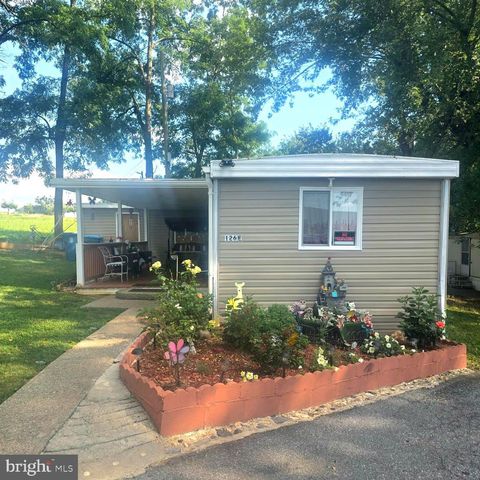 126 E LN, Harrisburg, PA 17111