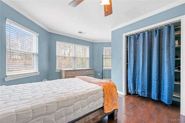 11648 Knollwood Road, Northport, AL 35475