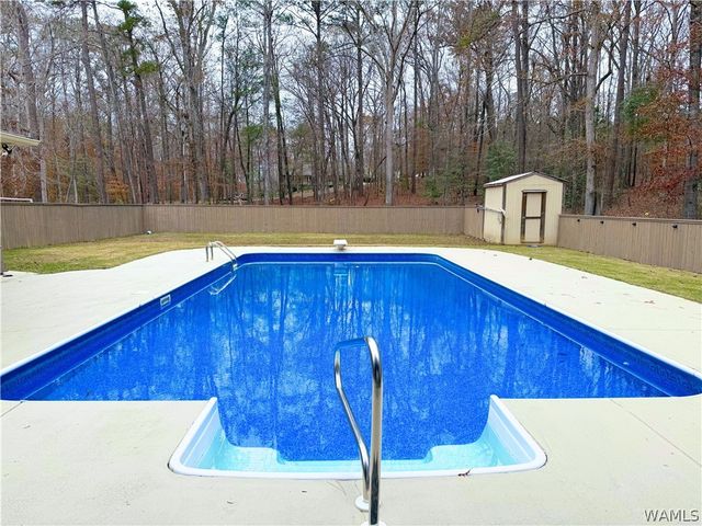 11648 Knollwood Road, Northport, AL 35475